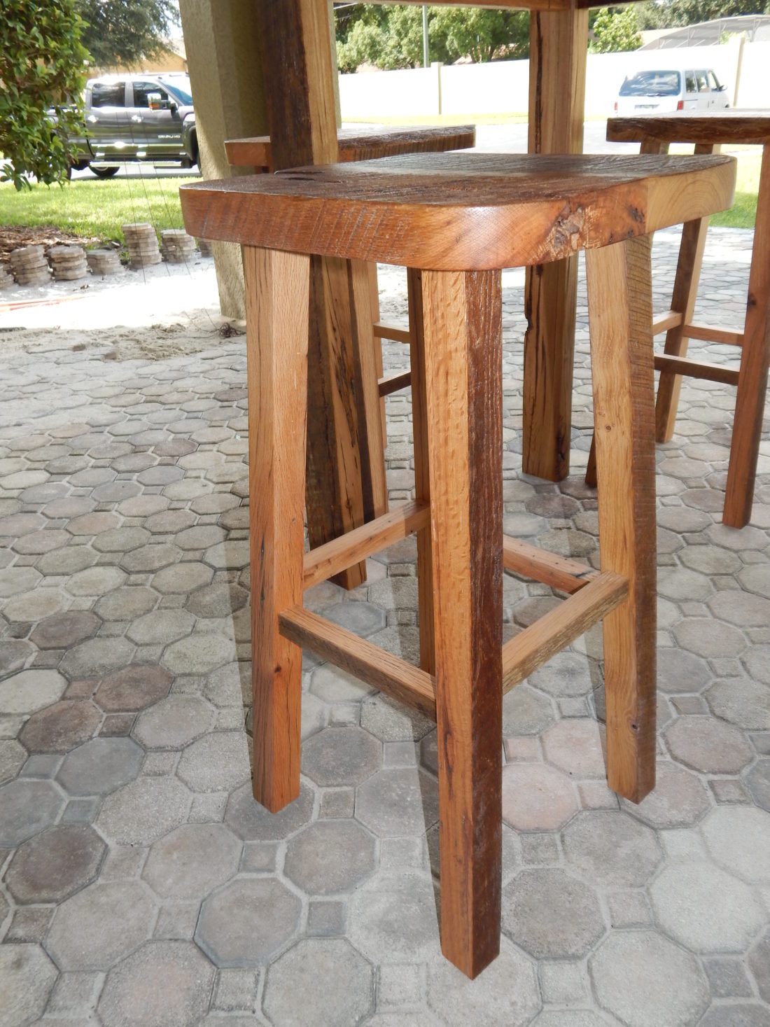 orlando reclaimed lumber dining set with stools