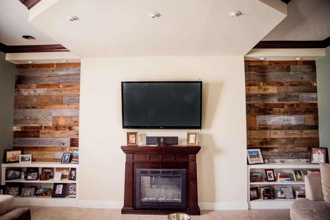 Orlando living room reclaimed wood walls