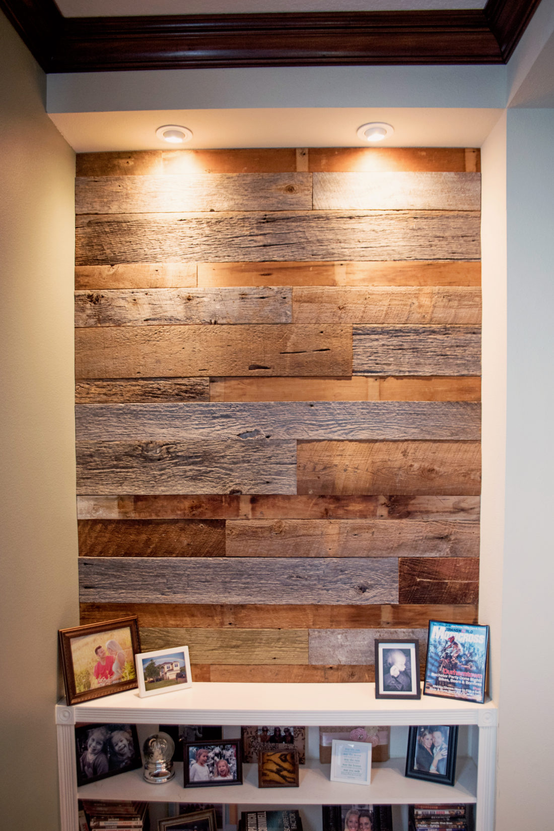 Orlando living room reclaimed wood walls